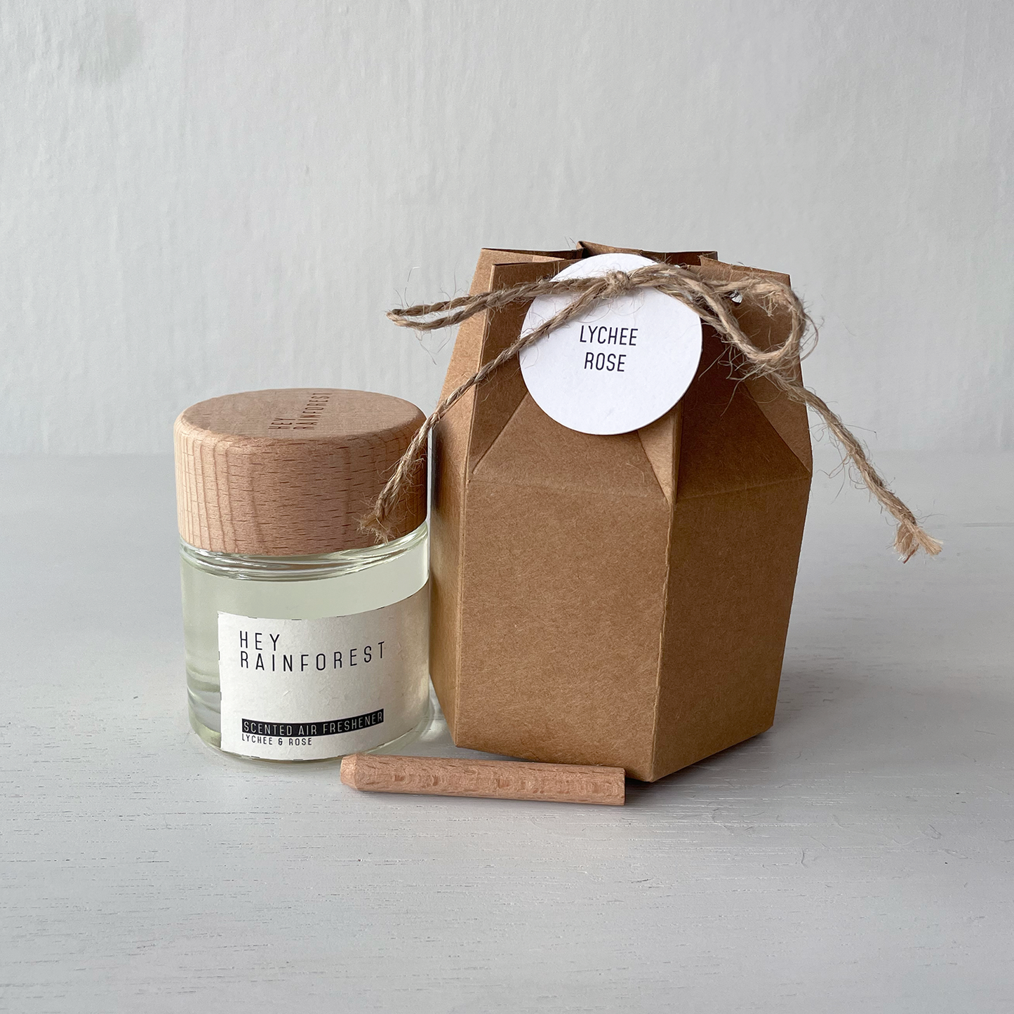 Wood Diffuser: Lychee & Rose