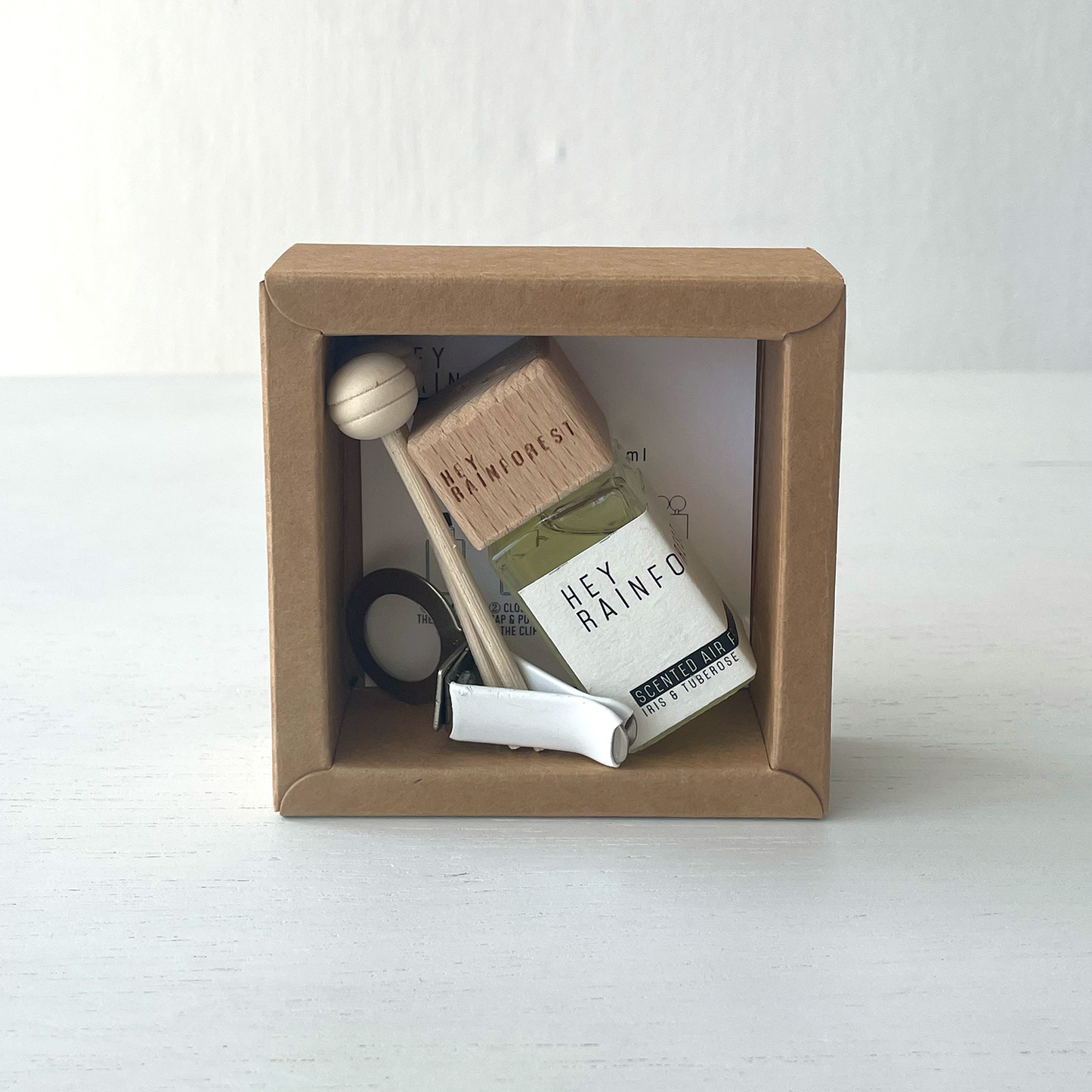 Wood Diffuser: Iris & Tuberose